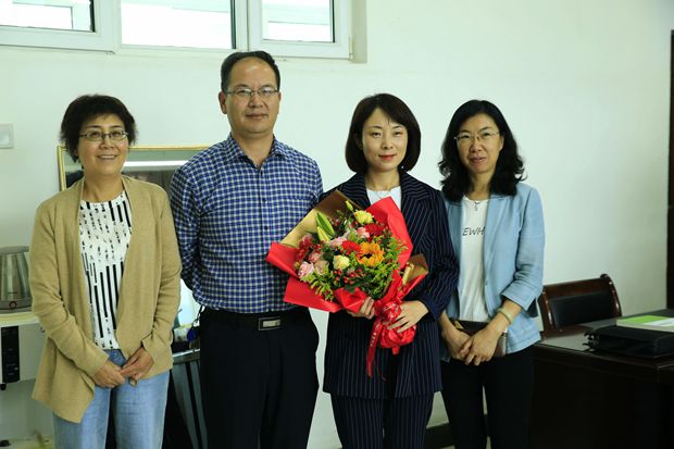 24dfb3b36bc24b22a21cfc78836be873.jpg 陈燕2_副本.jpg